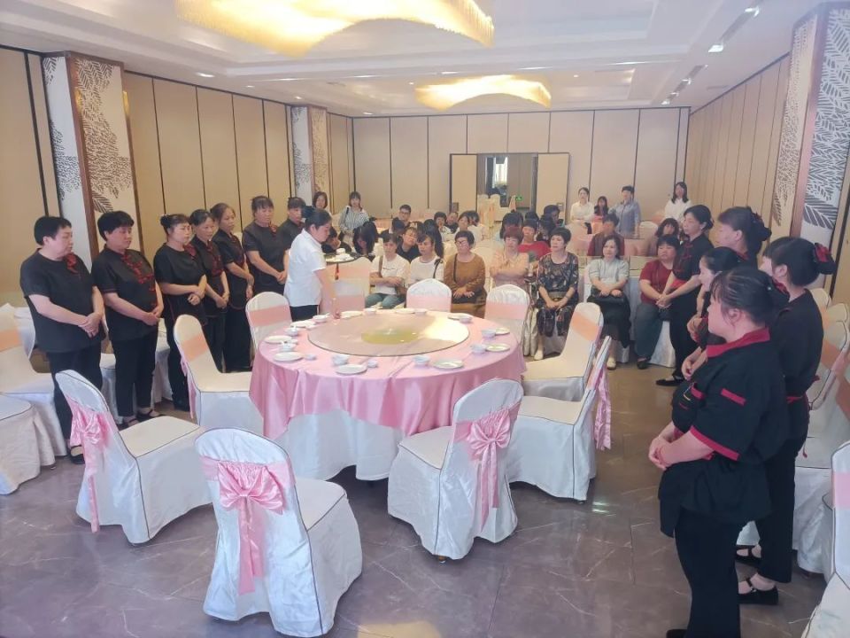 三方联手，共育餐饮服务新星 技能培训助力行业升级