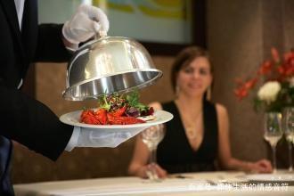 精于细节，诚于服务 如何成为一名优秀的餐饮服务员